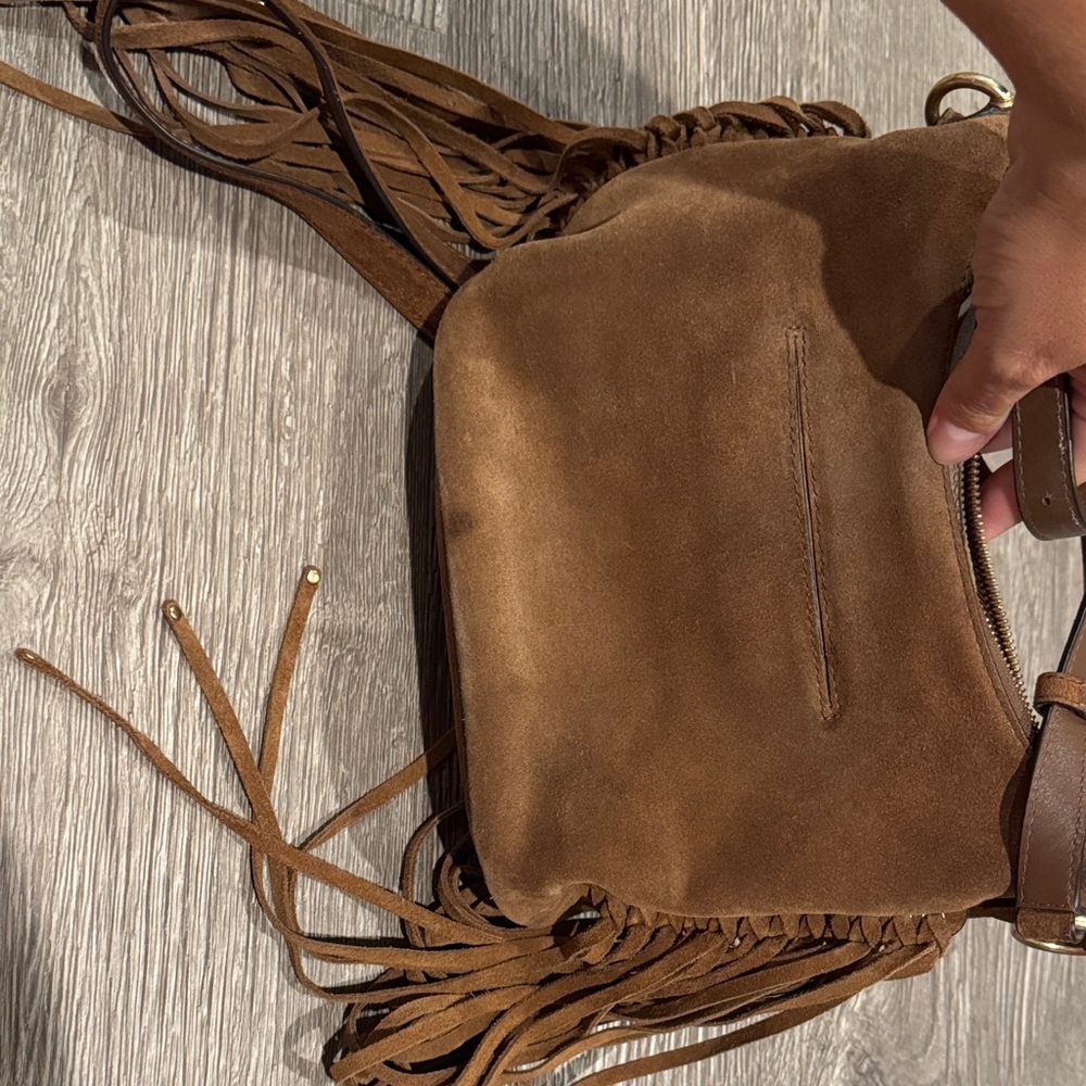 Michael Kors Tan Suede Fringe crossbody - Picture 3 of 5